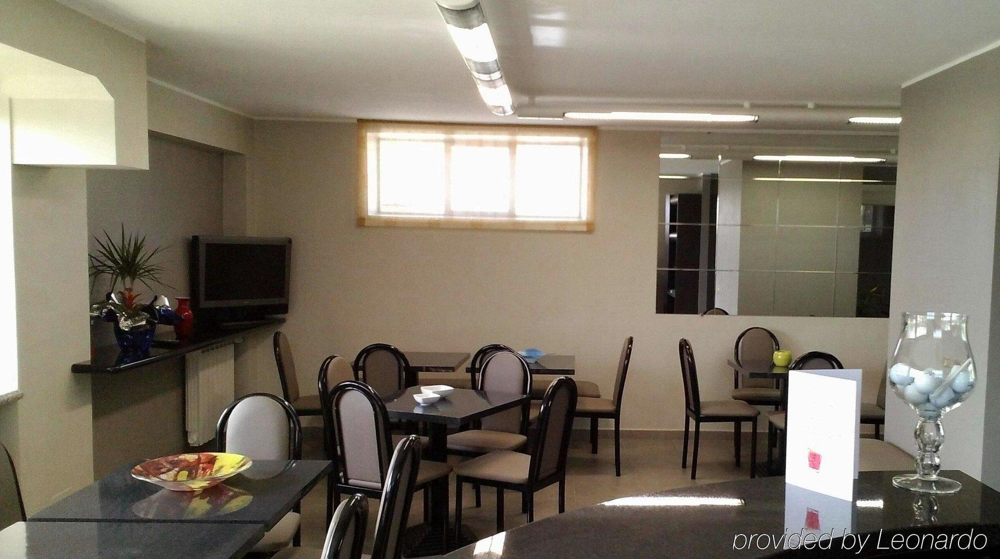 Albergo Residence Isotta Veruno ภายนอก รูปภาพ