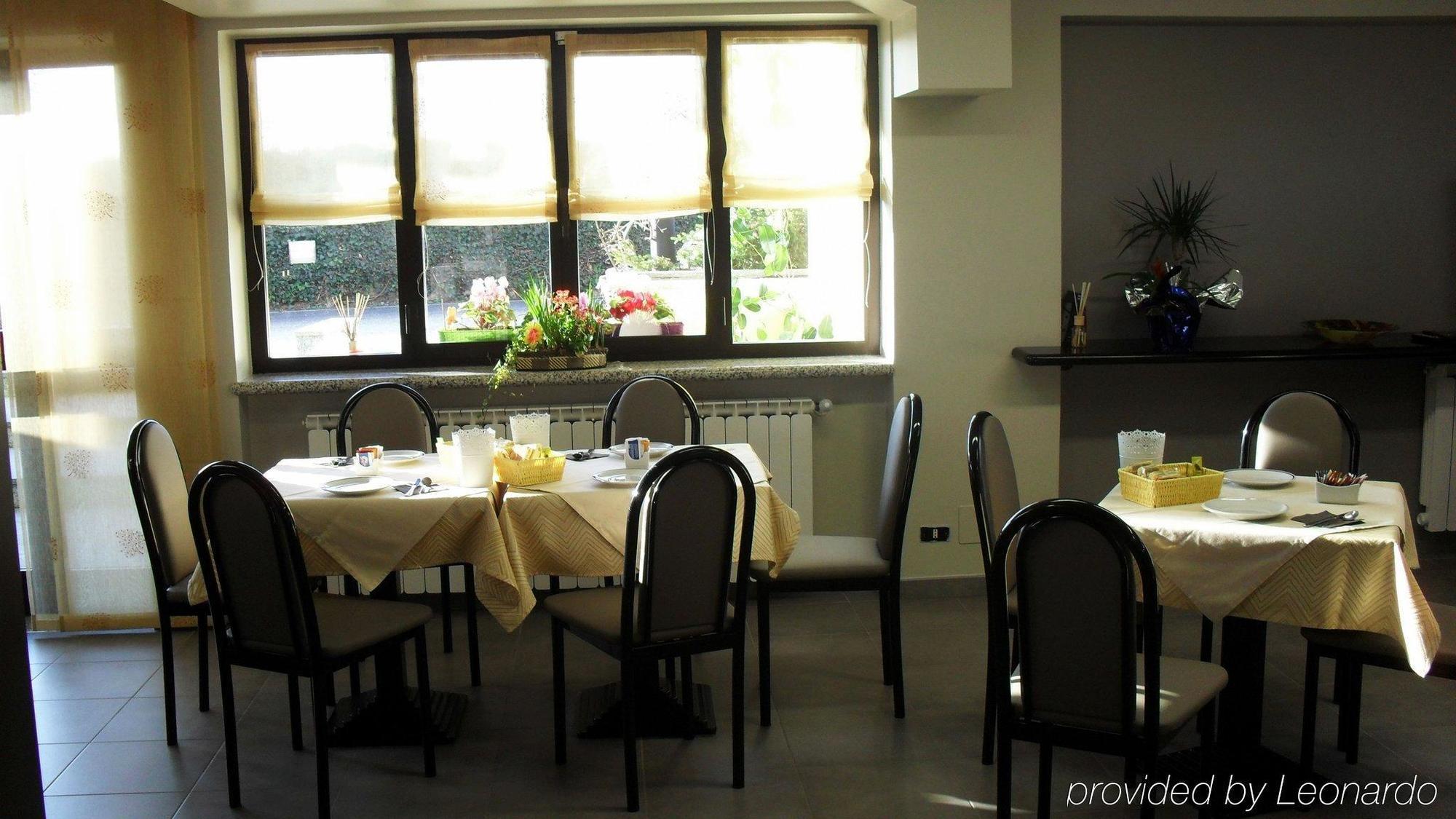 Albergo Residence Isotta Veruno ภายนอก รูปภาพ