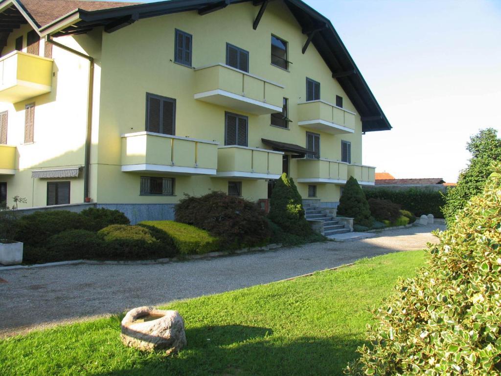 Albergo Residence Isotta Veruno ภายนอก รูปภาพ