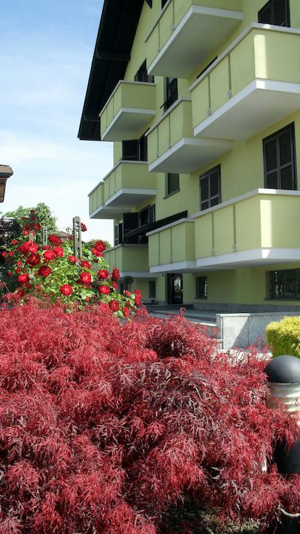 Albergo Residence Isotta Veruno ภายนอก รูปภาพ