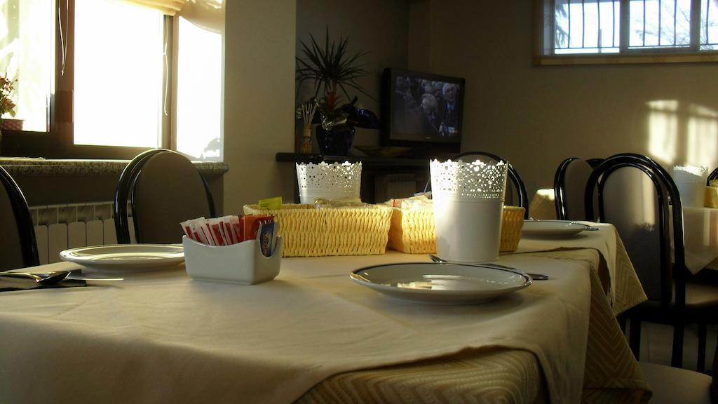 Albergo Residence Isotta Veruno ภายนอก รูปภาพ